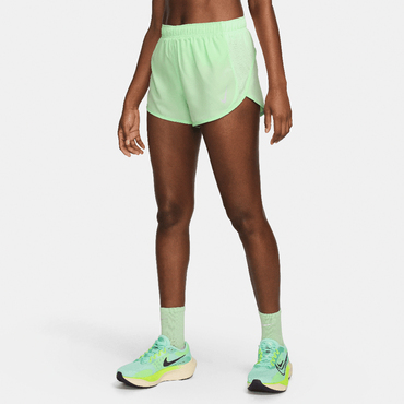 Fast Tempo Short de course pour femmes Dri-FIT